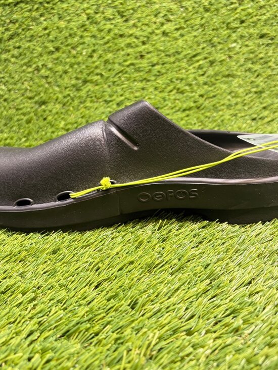 OOFOS OOcloog Clog Mens Size 10 Black Beach Outdoor Slip On Recovery Sandals main image 9